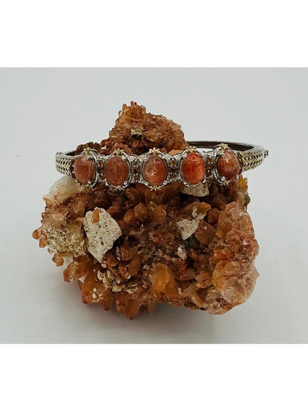 Beautiful Sunstone Bangle R228